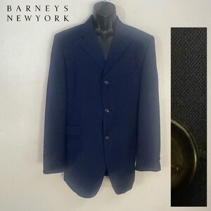Barneys New York Navy Summer Blazer EU 52 = US~42R Gently worn Made in Italy